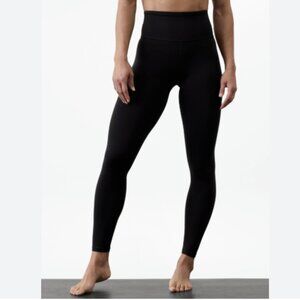 NWOT Athleta Ultra High Rise Elation 7/8 Tight Legging Black Size XS